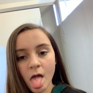 Meet your Posher, Kyndra